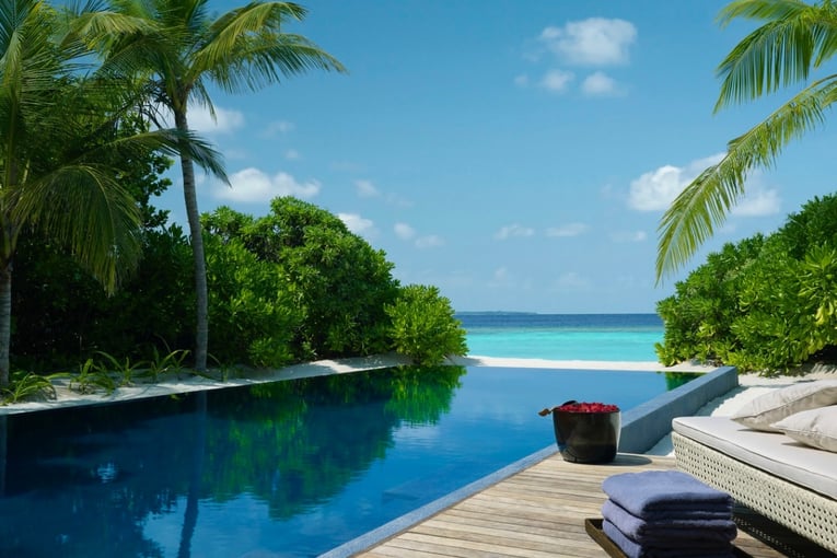 Dusit Thani Maldives 4776