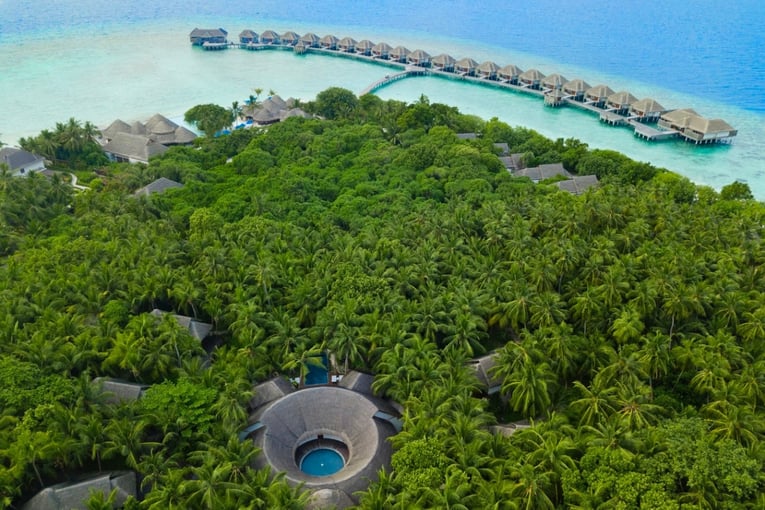 Dusit Thani Maldives 6408