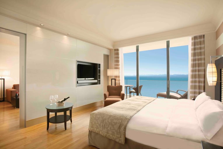Executive Suite Sea View