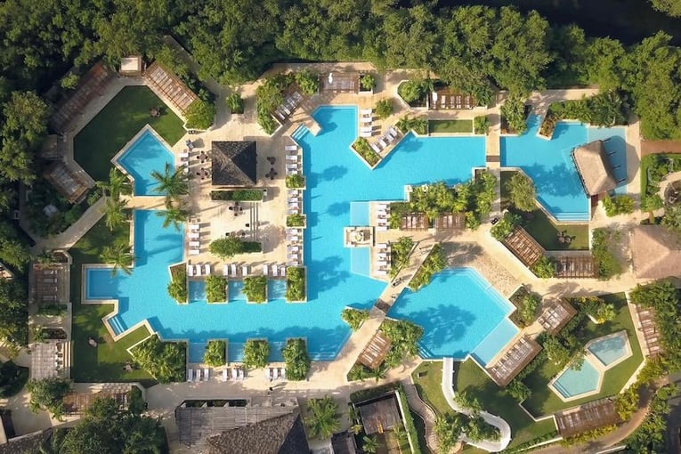 Fairmont Mayakoba MYK_975Pool_view_1186779_high