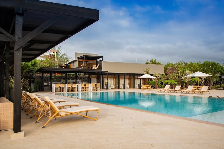 Finch Bay Galapagos Hotel, Galapágy finch-bay-galapagos-hotel-pool-exterior