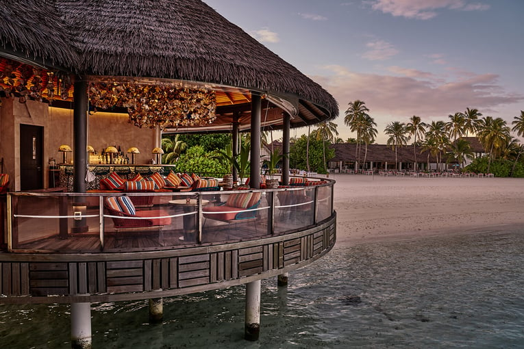 Finolhu luxury-resort-maldives-seaside-collection-finolhu-kanusan-1