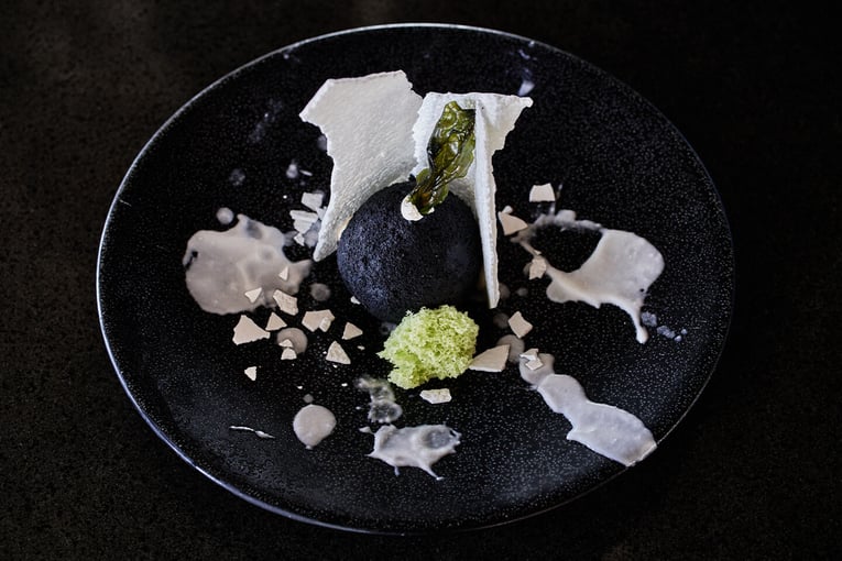 Finolhu luxury-resort-maldives-seaside-collection-finolhu-kanusan-dessert