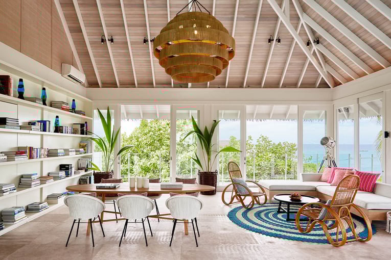 Finolhu luxury-resort-maldives-seaside-collection-finolhu-libary