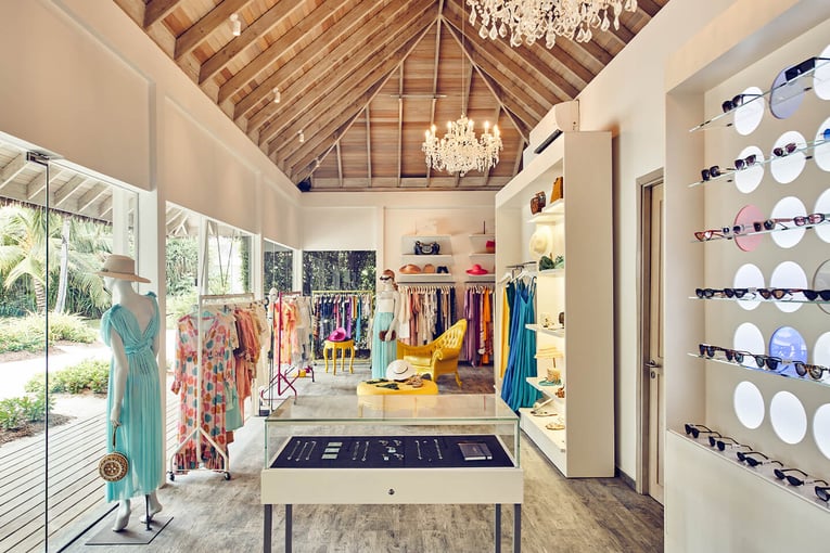 Finolhu luxury-resort-maldives-seaside-collection-finolhu-shopping