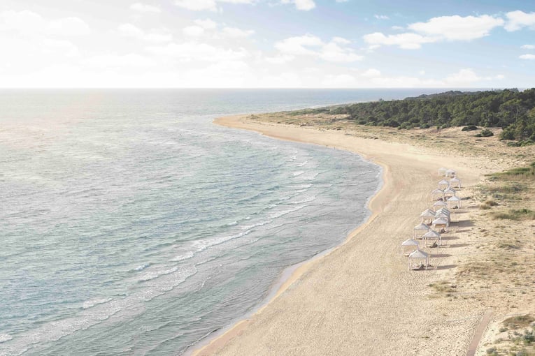 GRECOTEL Mandola Rosa 02-Family-Friendly-Endless-Beach_72dpi