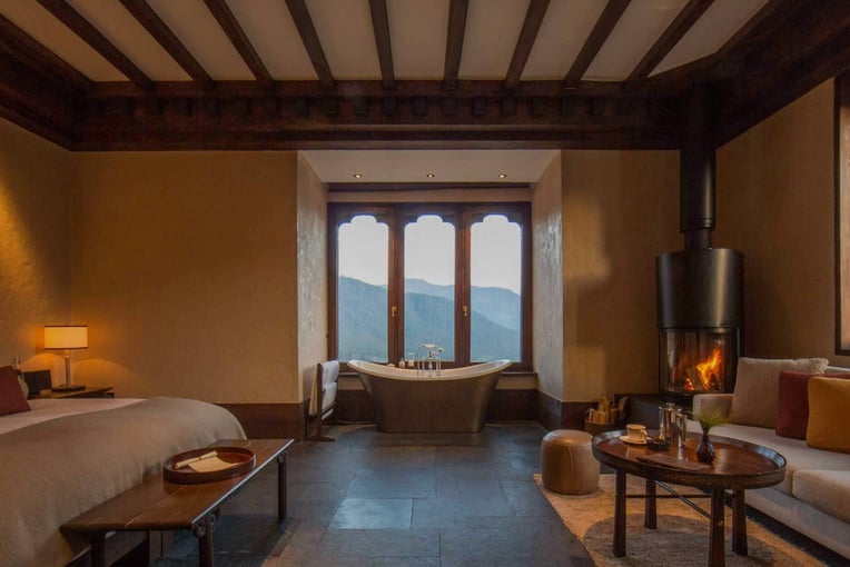 Gangtey Lodge Our-Rooms_1-bhutan-best-luxury-honeymoon-suite-hotel-gangtey-lodge_