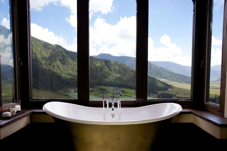 Gangtey Lodge Our-Rooms_2-gangtey-lodge-bhutan-bath-valley-views_