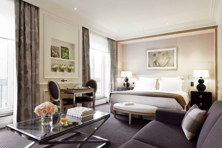 Grand Hôtel du Palais Royal Junior Suite 1.jpg