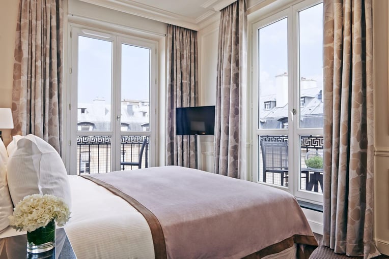 Grand Hôtel du Palais Royal Prestige Suite Bedroom.jpg