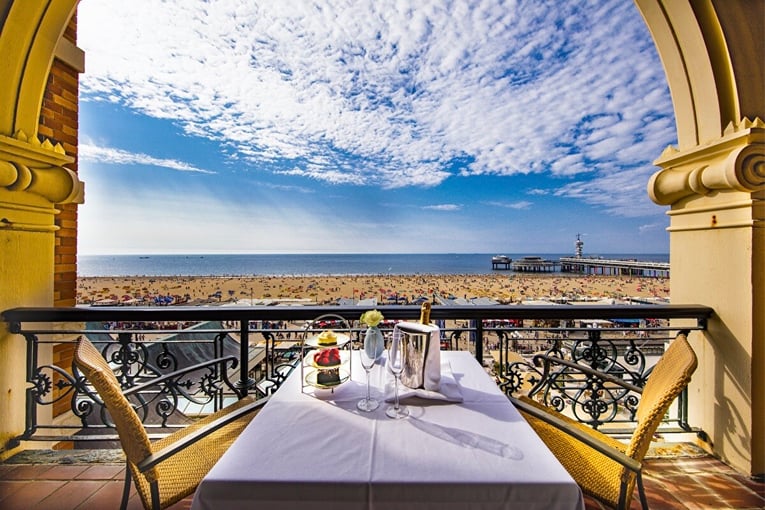 Grand Hotel Amrâth Kurhaus | Exclusive Tours grand-hotel-amrath-kurhaus-suite-balkon-1200x800