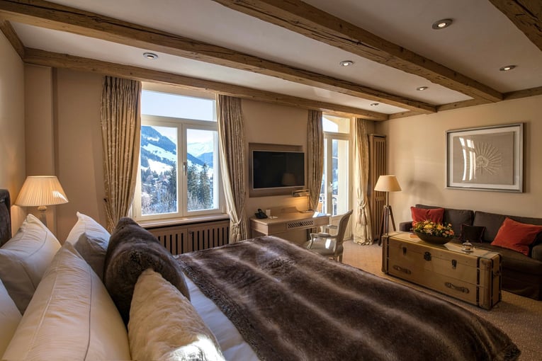 Gstaad Palace gstaad_palace-luxury-hotel-switzerland-corner_suite_mountain_view_n-310_548914_favourite_300dpi_rgb