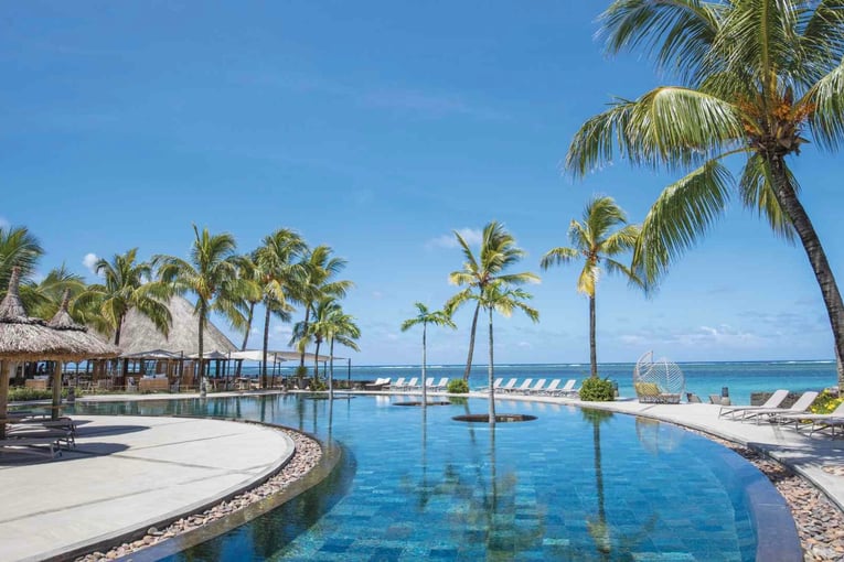 Heritage Awali Golf and Spa Resort, Mauricius – Bel Ombre view-over-heritage-awali-pool