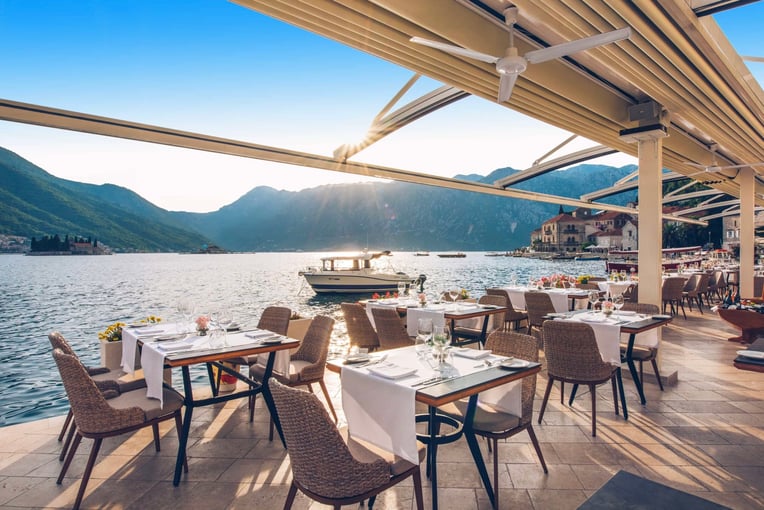 Heritage Grand Perast by Rixos, Černá Hora – Perast | Exclusive Tours IBSTAR_PER_IB_REST_A-LA-CARTE_D1908_001-scaled