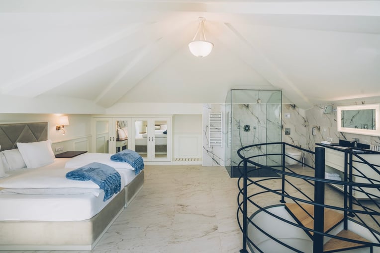 Heritage Grand Perast by Rixos, Černá Hora – Perast | Exclusive Tours Royal-Duplex-Suite-top-floor--scaled