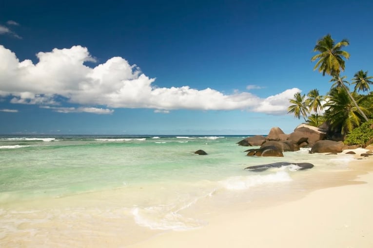 Hilton Seychelles Labriz SEZLBHI_beach_4