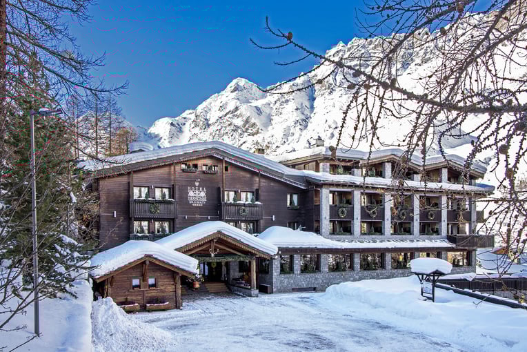 Hotel Hermitage Cervinia Italy 1418728