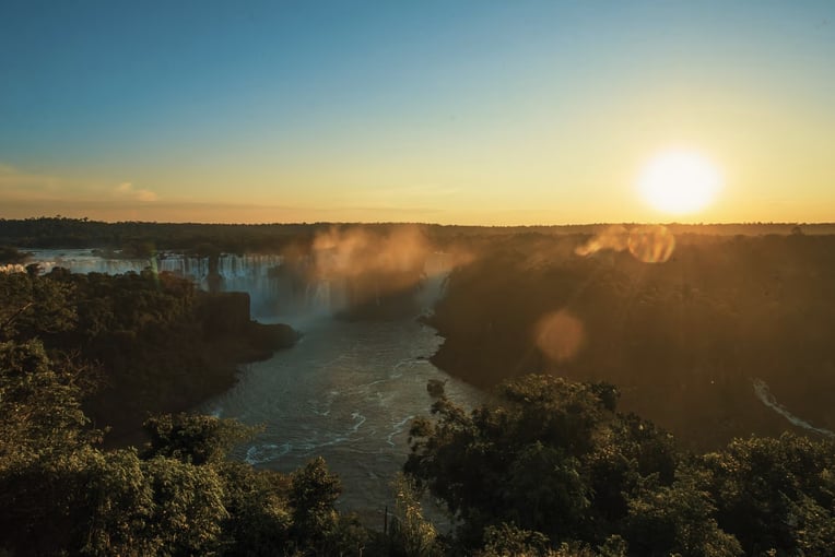 Hotel das Cataratas, A Belmond Hotel cat-lei-activity-iguassu-falls03