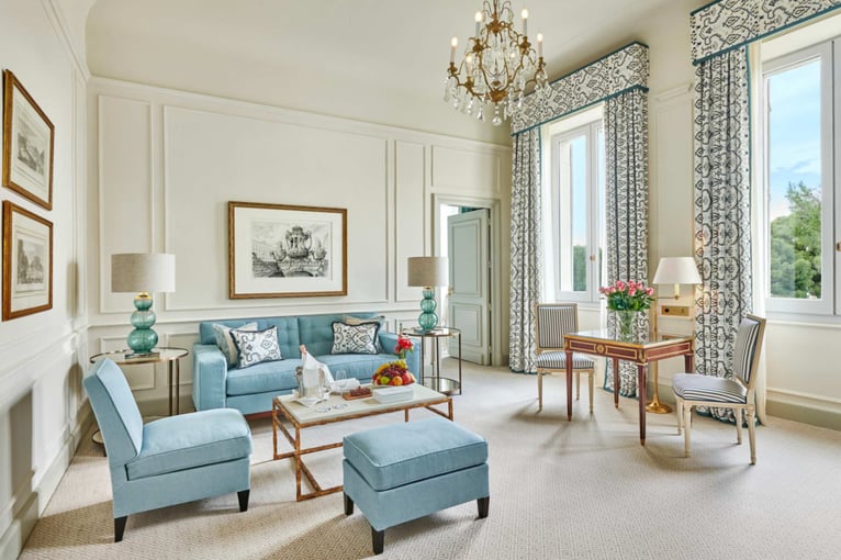 Hotel du Cap-Eden-Roc hotel-du-cap-eden-roc-one-bedroom-suite4