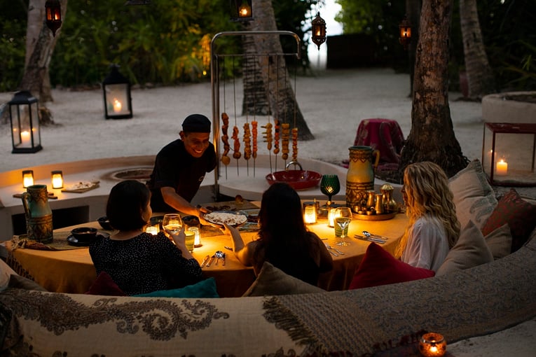 Huvafen Fushi Maldives Huvafen-Fushi-Destination-Dining-Cardamom-Lounge-1