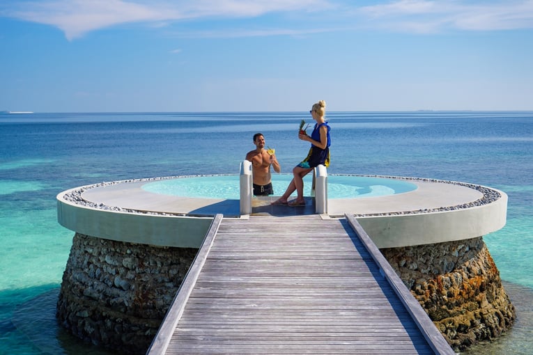 Huvafen Fushi Maldives Huvafen-Fushi-Lonu-Veyo-Floatation-Pool-2