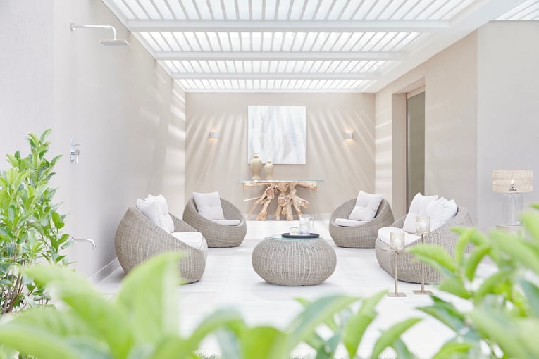 Ikos Dassia Deluxe-Junior-Suite-private-garden-exterior_1656x1104