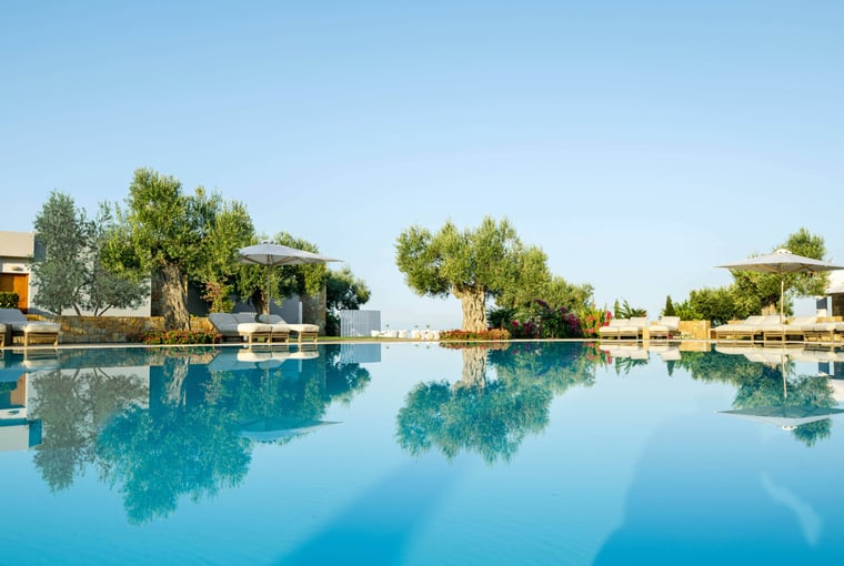 Ikos Olivia, Řecko – Chalkidiki | Exclusive Tours Ikos Olivia _ Pool 01
