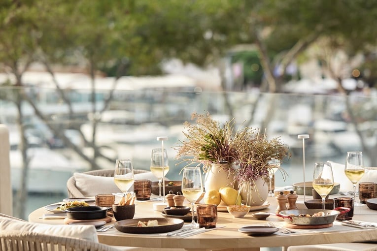 Ikos Porto Petro, Španělsko – Mallorca | Exclusive Tours Ikos Porto Petro_Oliva Restaurant_0329_Vol.2_1400x2100