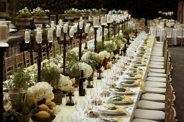 Il Borro Relais & Châteaux Long-table-decor_res