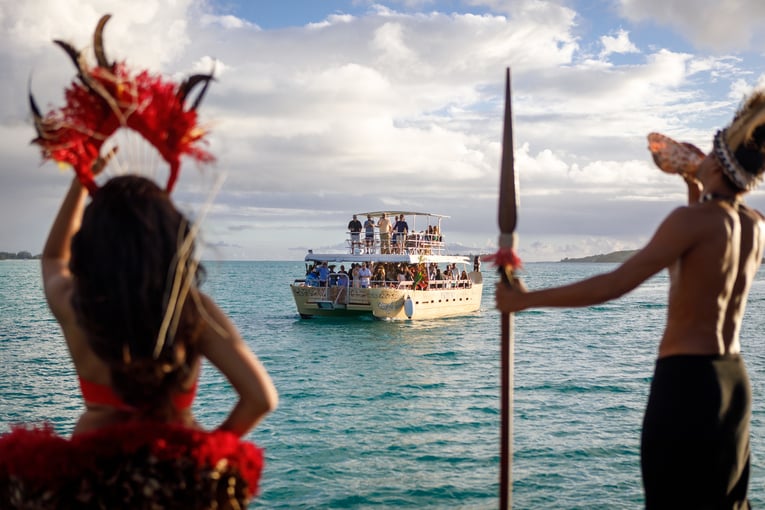 Intercontinental Bora Bora Resort 50899282223_16b2e4dbcf_k