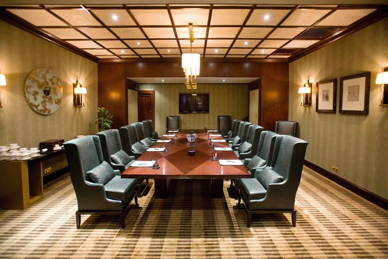 Jumeirah Al Naseem 6-4_boardroom