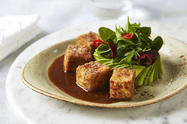 Jumeirah Al Naseem jumeirah-al-naseem-al-mandhar-tofu-avocato-horizontal-6-4