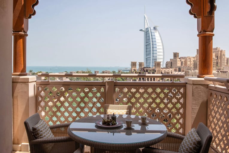 Jumeirah Al Qasr jumeirah-al-qasr-one-bedroom-ocean-suite-16-9_landscape