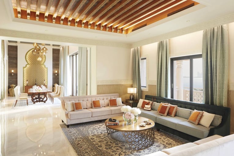 Jumeirah Al Qasr medium_resolution_150dpijumeirah-al-qasr--royal-suite--living-area