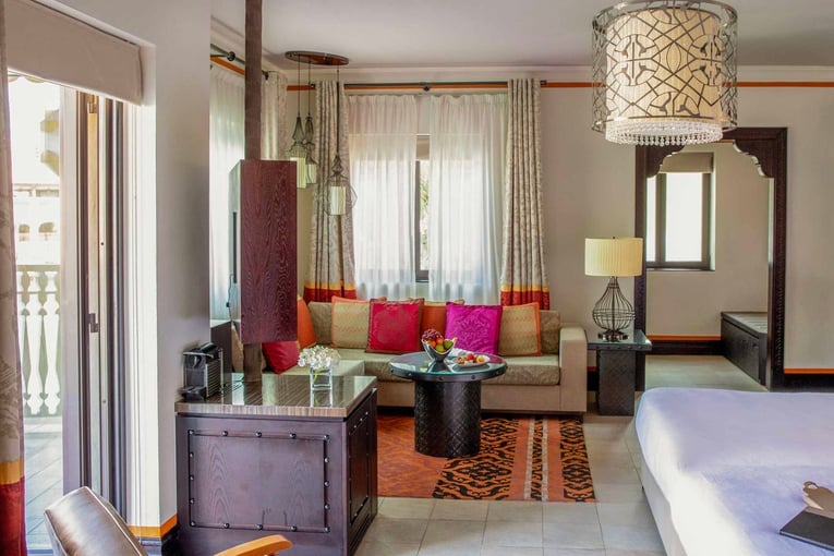 Jumeirah Dar Al Masyaf jumeirah-dar-al-masyaf-arabian-summerhouse-deluxe-bedroom_16-9_landscape