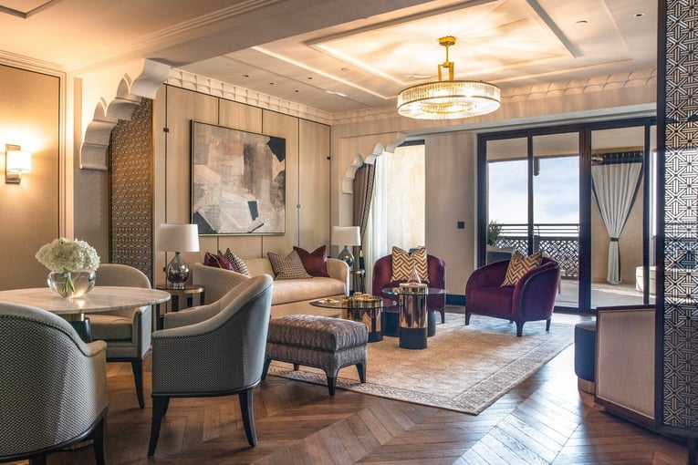 Jumeirah Mina ASalam 16-9_jumeirah-mina-a-salam-ocean-suite-living-room_landscape