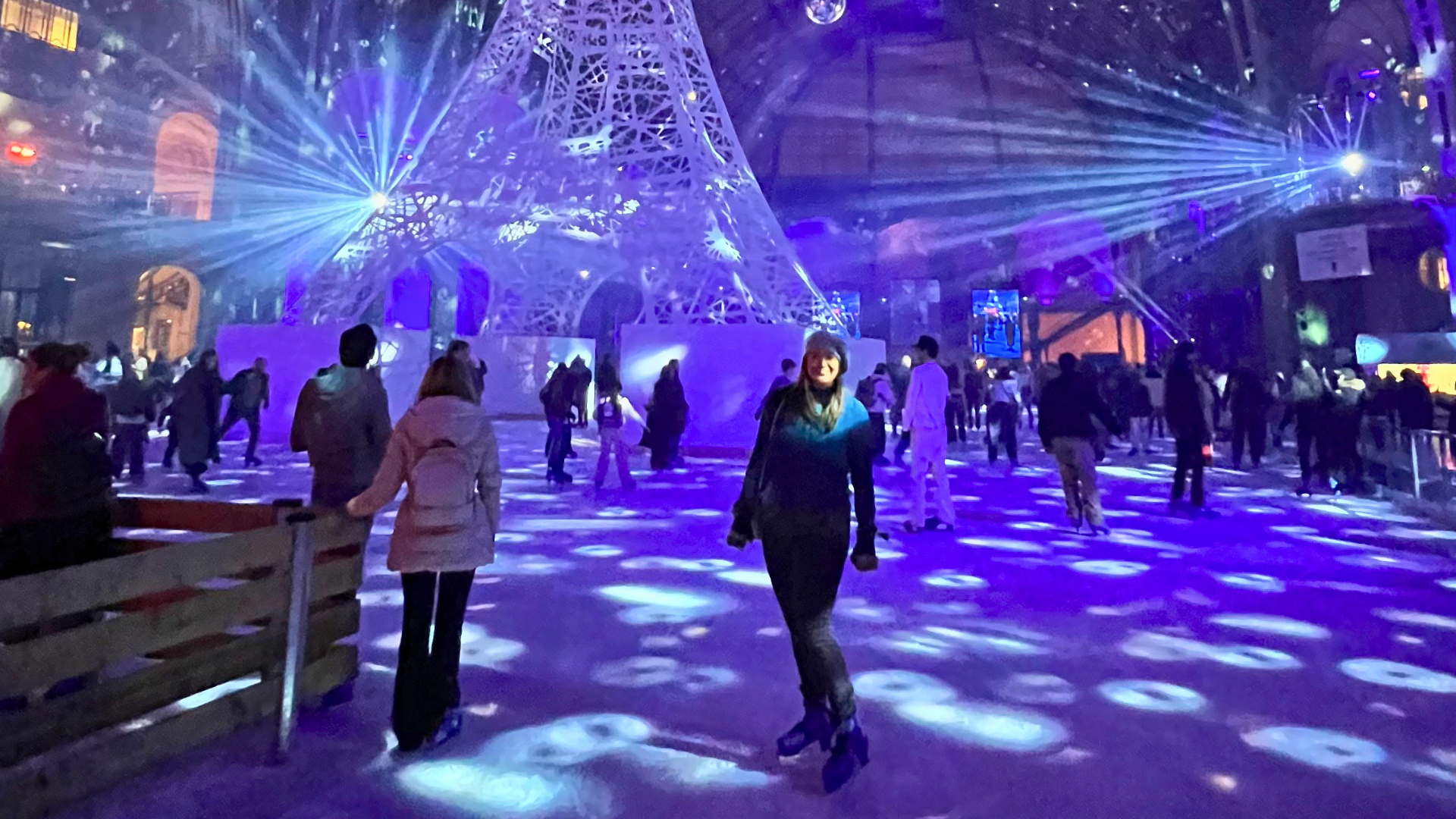 Kluziste Grand Palais vecer - Petra