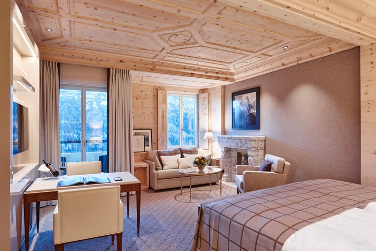 Kulm Hotel St. Moritz csm_5_6_Junior_Suite__2__d7aacb39cd