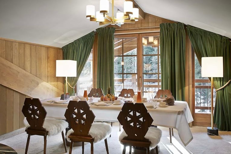 LApogée Courchevel lapogee-courchevel-penthouse-diningroom