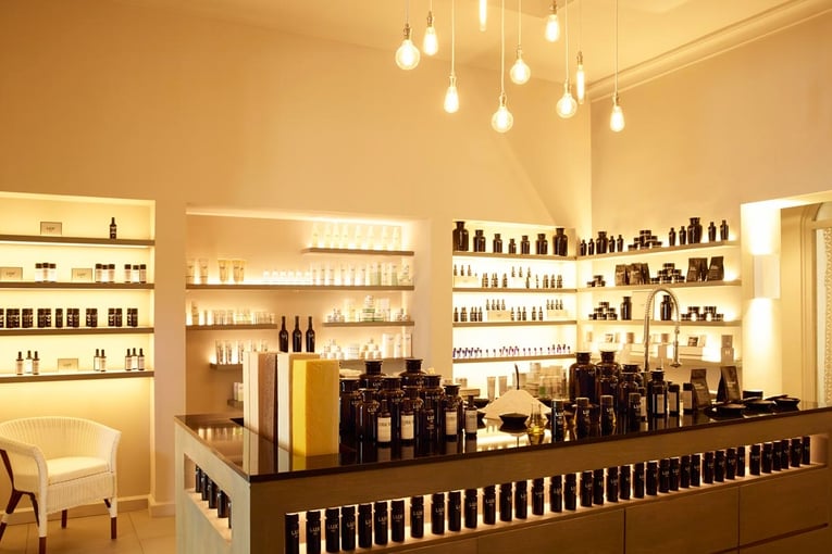 LUX* Belle Mare lbm_luxme_spa_m_read_4