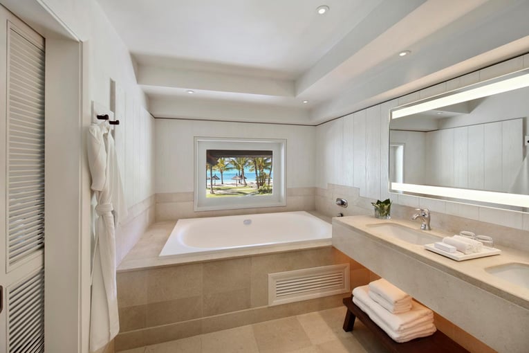 LUX* Le Morne llm_sunset-junior-suite_2