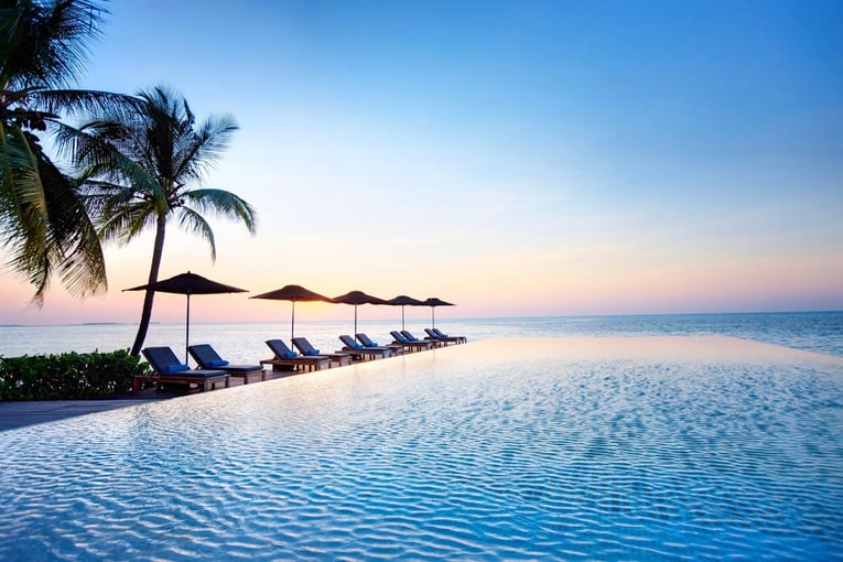 LUX* South Ari Atoll lma_pool_senses_5
