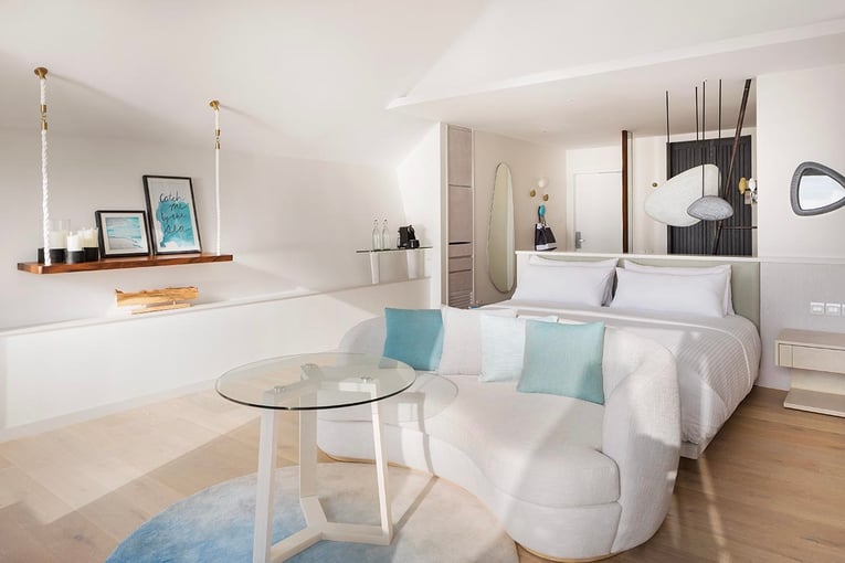 LUX* South Ari Atoll signature_pool_water_villa_lsaa-60_f