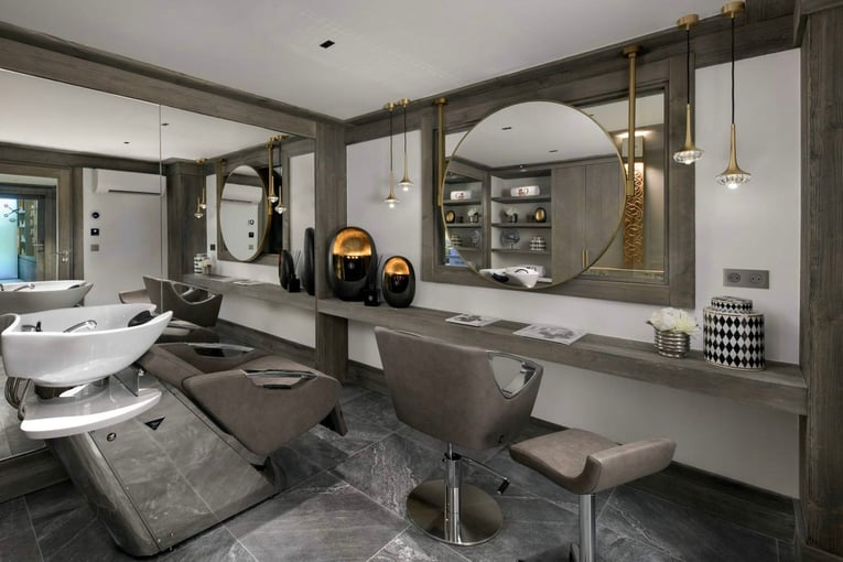 Le K2 chogori le-k2-chogori-salon-de-coiffure-bd