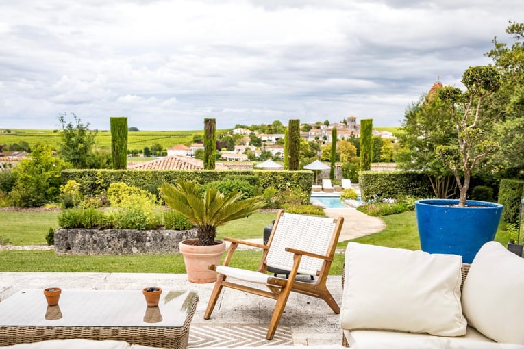 Le Logis, Francie – Cognac | Exclusive Tours Le_Logis_Grey_Goose_Tournage_Alexia_Duchene_Florian_Henry_Juillet_2020_©_Ronan_Le_May-1-34-scaled