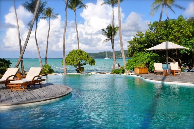 Le Tahaa le-taha-a-island-resort-spa-pool