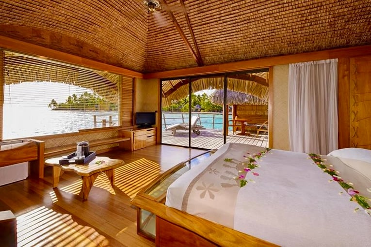 Le Tahaa le-taha-a-island-resort-spa-sunset-overwater-suite