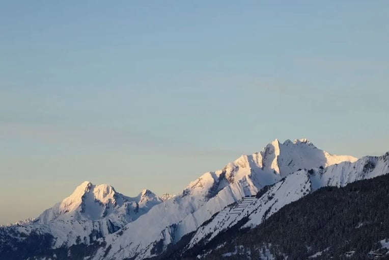 LeCrans, Švýcarsko – Crans-Montana | Exclusive Tours large_Omaire_CF_003906_0a03183527