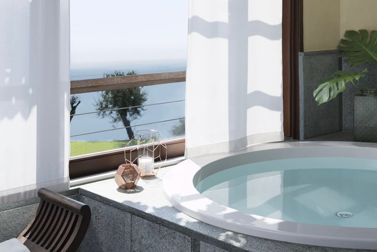 Lefay Resort & Spa suite-exclusive_s-2-high