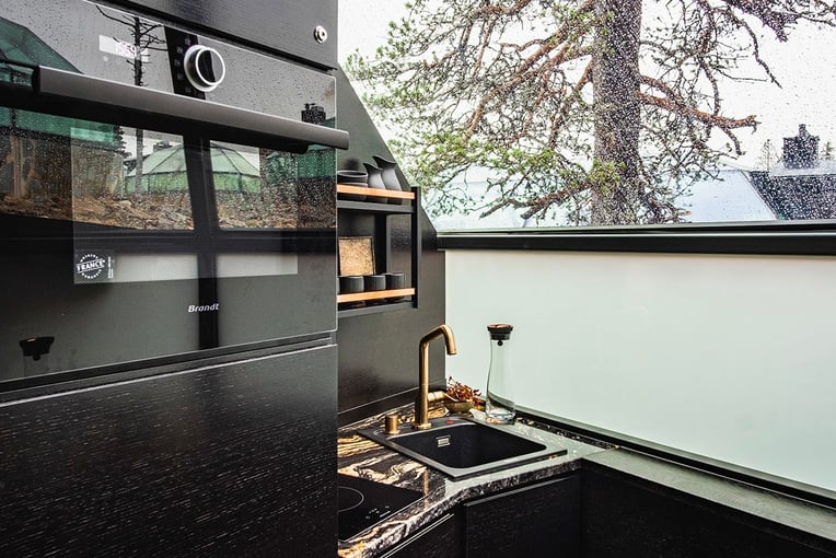 Levin Iglut, Finsko – Laponsko Autumn-2019-09-02_Suite-Igloo_Kitchen_DSCF4294_web